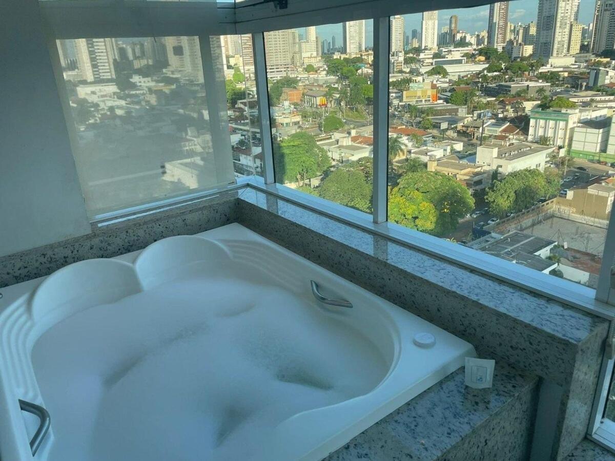 1 Qts.| 2 Hosp. | Jacuzzi Na Varanda | Linda Vista กัวยาเนีย ภายนอก รูปภาพ