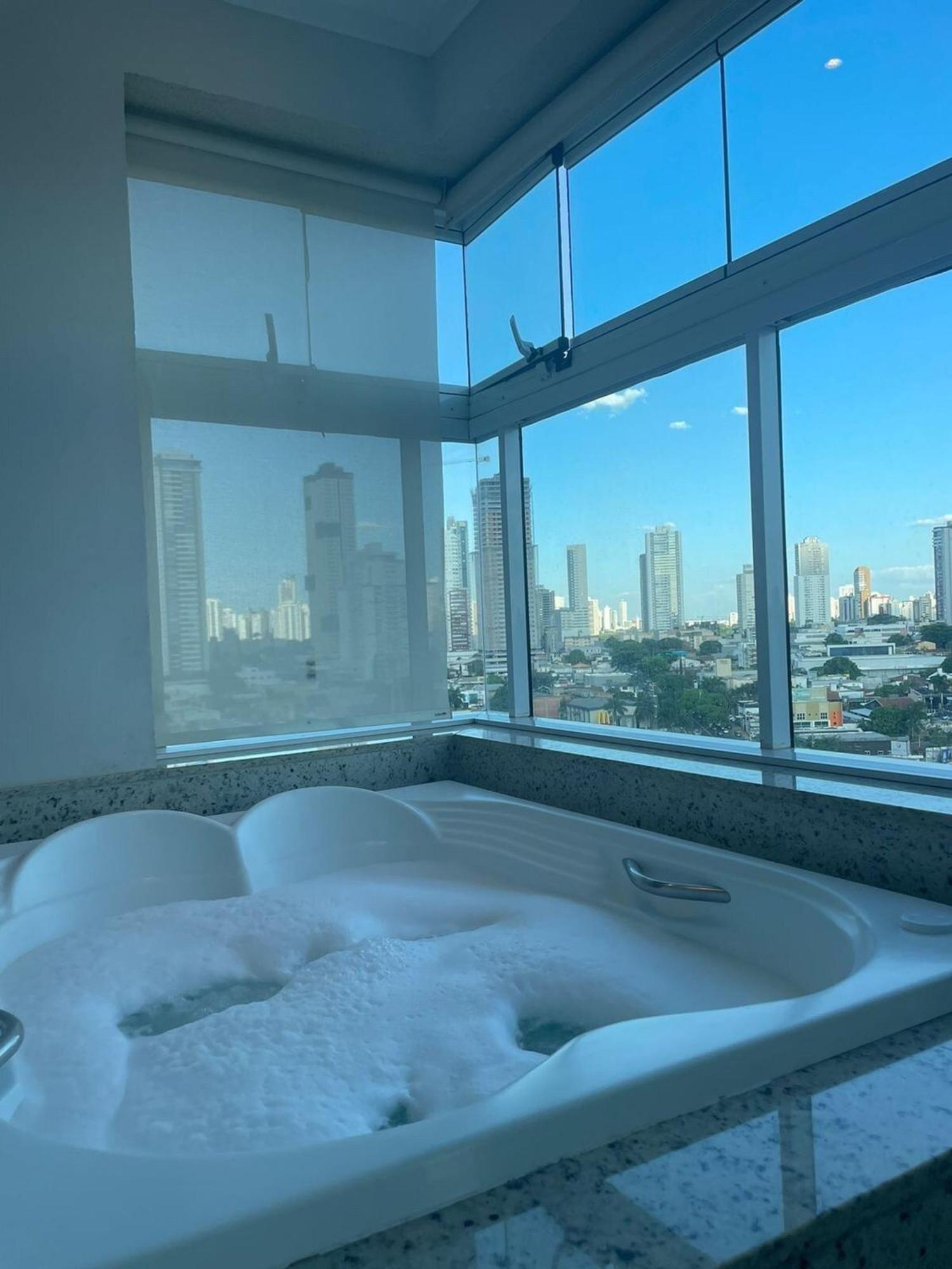1 Qts.| 2 Hosp. | Jacuzzi Na Varanda | Linda Vista กัวยาเนีย ภายนอก รูปภาพ