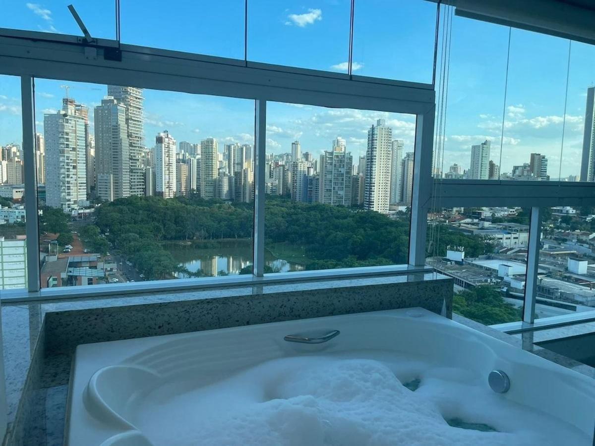 1 Qts.| 2 Hosp. | Jacuzzi Na Varanda | Linda Vista กัวยาเนีย ภายนอก รูปภาพ